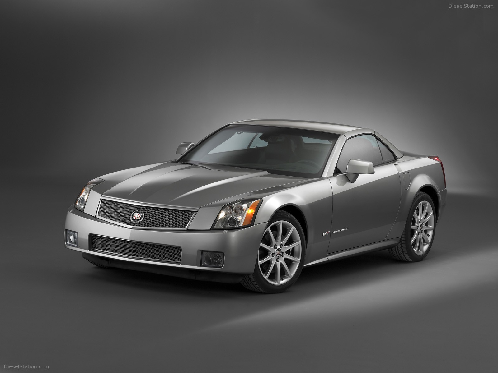 Cadillac XLR V